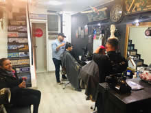 Barbería Old Times.  Barrio Cedritos, norte de Bogotá.  Corte cabello, arreglo de barba, mascarillas, pigmentación capilar, depilación facial, exfoliación, manicure y pedicure tanto para hombres como para mujeres.