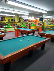 Líder Club Billares Mixtos - Barrio Cedritos, norte de Bogotá.  Mesas de billar 3 bandas, mesas de billar libres, Jimar.
