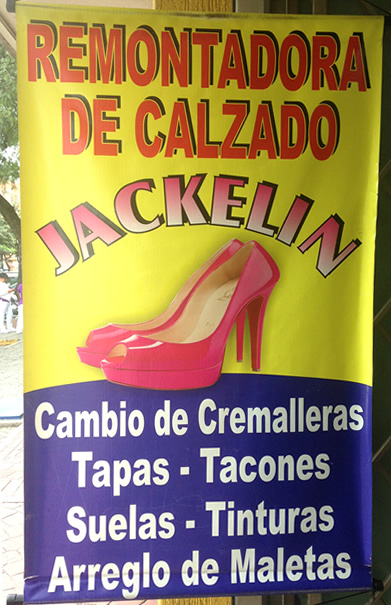 Remontadora de Calzado Jackelin. Barrio Caobos Salazar - Cedritos, norte de Bogotá. Servicio a domicilio. Arreglo de zapatos. Cambio de cremalleras, Tapas, Tacones, Suelas, Tinturas, Arreglo de maletas, Reparación de artículos de cuero, Zapatería.