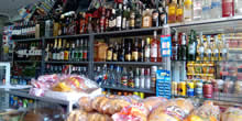 Cigarrería Tienda Express - Servicio domicilio barrio Villa Magdala, Cedritos, norte de Bogotá.  Licores nacionales e importados; cervezas nacionales e importadas. Rancho, víveres, lácteos, quesos. Salsamentaria, Helados, Golosinas, snacks. Comida para mascotas, IQOS. Recargas.