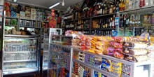 Cigarrería Tienda Express - Servicio domicilio barrio Villa Magdala, Cedritos, norte de Bogotá.  Licores nacionales e importados; cervezas nacionales e importadas. Rancho, víveres, lácteos, quesos. Salsamentaria, Helados, Golosinas, snacks. Comida para mascotas, IQOS. Recargas.