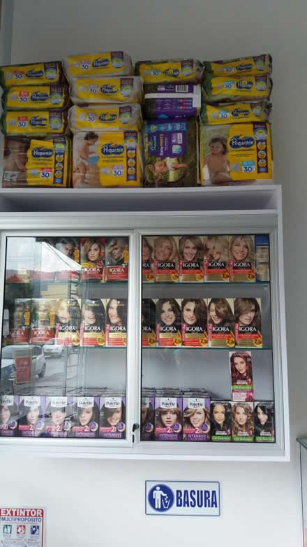 Servicio a Domicilio Drogueria Bogotana, Barrio El Contador, Cedritos, Norte de Bogotá.  Medicamentos, Pañales, Leches, Inyectología, Helados.  Recibimos todas las tarjetas. Datafono. Nequi. Daviplata. Calle 136 No. 18 B - 40 Barrio Contador.