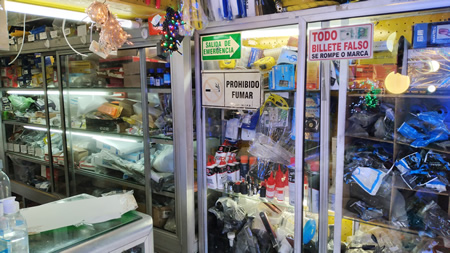 Autocerraduras y Llaves Lorena.  Ferretería y Eléctricos, Cerrajería, Electricidad, Plomería, Gasodomésticos, Reparación de Eelectrodomésticos, Llaves especiales.  Servicio a domicilio 24 horas barrio cedritos, norte de Bogotá.