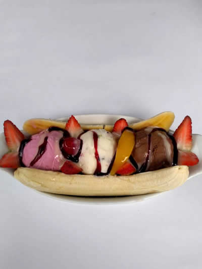 Dis Fruta - Smoothies. Frutería, Cedritos, Bogotá. Servicio a domicilio gratis.  Ensalada de frutas, Zumos, Granizados, Malteadas, Cocteles de frutas, Banana split, Fresas con crema, Festival de frutas, Brownie con helado, Smoothies.