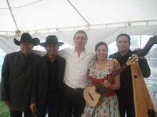 Grupos llaneros en bogota serenatas conjunto boleros carrilera carranguera guasca agrupación musical joropo eventos.  Grupo llanero Arauko. Conjunto músical Cedritos Bogotá.