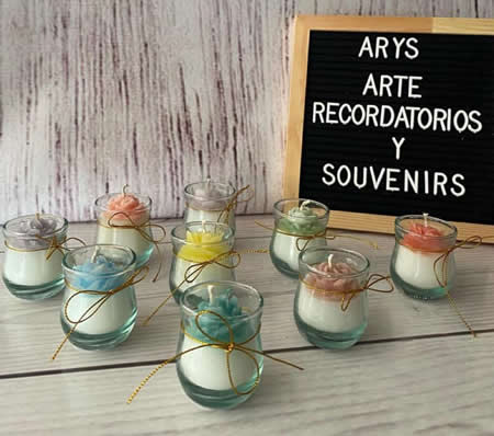 ARYS Arte, Recordatorios y Souvenirs.  Barrio Cedritos, norte de Bogotá.  Venta de velas personalizadas, artículos personalizados, recordatorios personalizados. Baby showers, Nacimientos, Bautizos, Primera comunión, 15 años, Grados, Matrimonios, Cumpleaños, Aviversarios, Navidad, Partida de un ser querido, Revelación de sexo, Fechas especiales para tus mascotas, Eventos empresariales. Servicio domicilio, envíos todos el país, Colombia.