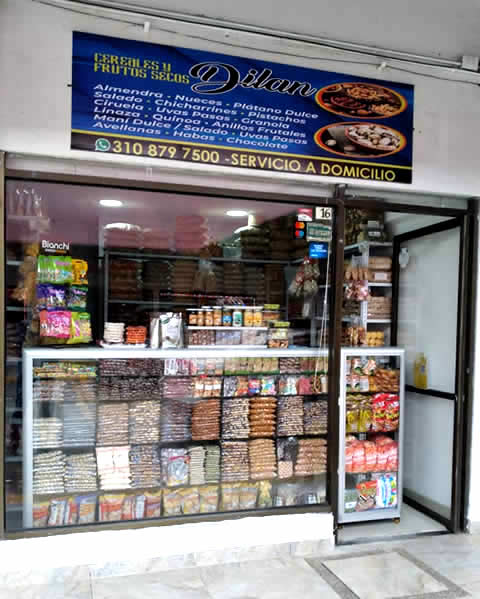 Servicio a domicilio Cereales y Frutos Secos DILAN, barrio Cedritos, norte de Bogotá.  Almendras, Nueces, Plátano dulce, Plátano salado, Chicharrines, Pistachos, Granola, Quinoa, Anillos frutales, Arándanos, Marañón, Maca, Semilla Chía, Pistachos, Ciruelas pasas, Habas, Linaza, Nuez de Brasil, Quinua, Uvas pasas, Maní dulce, Maní salado, Avellanas, Chocolate, Nuez del nogal, Macadamia, Raíz de maca.