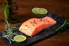 Pinal Alimentos Congelados y mucho más.  Venta de pescados, Salmón, Tilapia, Trucha, róbalo, Mojarra, mariscos, Bagre, atún, Camarón crudo, Palmitos, cangrejo, Cazuela, Conchas, Anillos de calamar, Papas francesa congeladas, Langostinos en el barrio Cedritos norte Bogotá.  Servicio a domicilio.