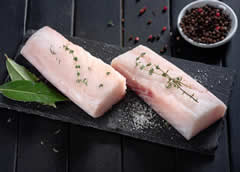 Pinal Alimentos Congelados y mucho más.  Venta de pescados, Salmón, Tilapia, Trucha, róbalo, Mojarra, mariscos, Bagre, atún, Camarón crudo, Palmitos, cangrejo, Cazuela, Conchas, Anillos de calamar, Papas francesa congeladas, Langostinos en el barrio Cedritos norte Bogotá.  Servicio a domicilio.